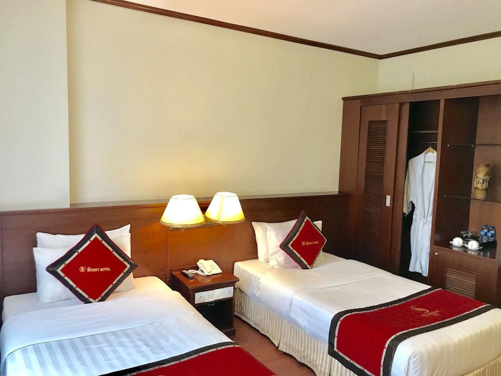 S79 Sunny Hotel 2 Hanoï Extérieur photo