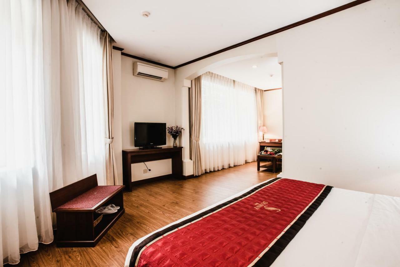S79 Sunny Hotel 2 Hanoï Extérieur photo